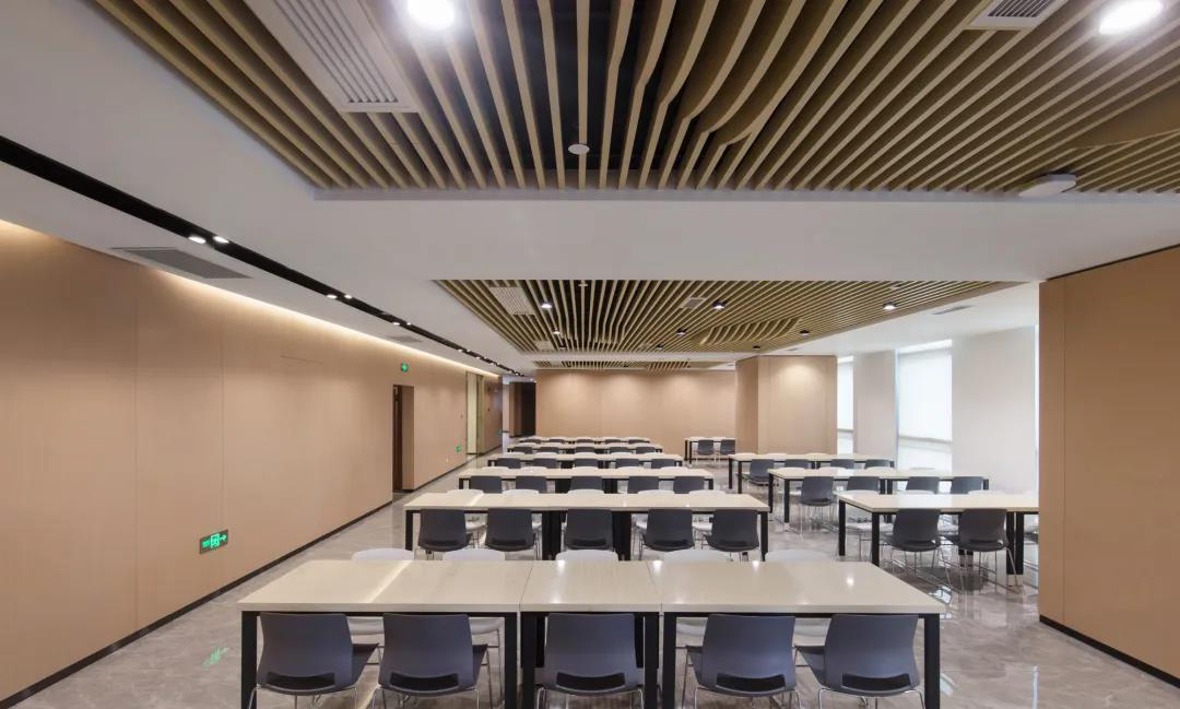 泉州銀行辦公家具定制案例圖片28