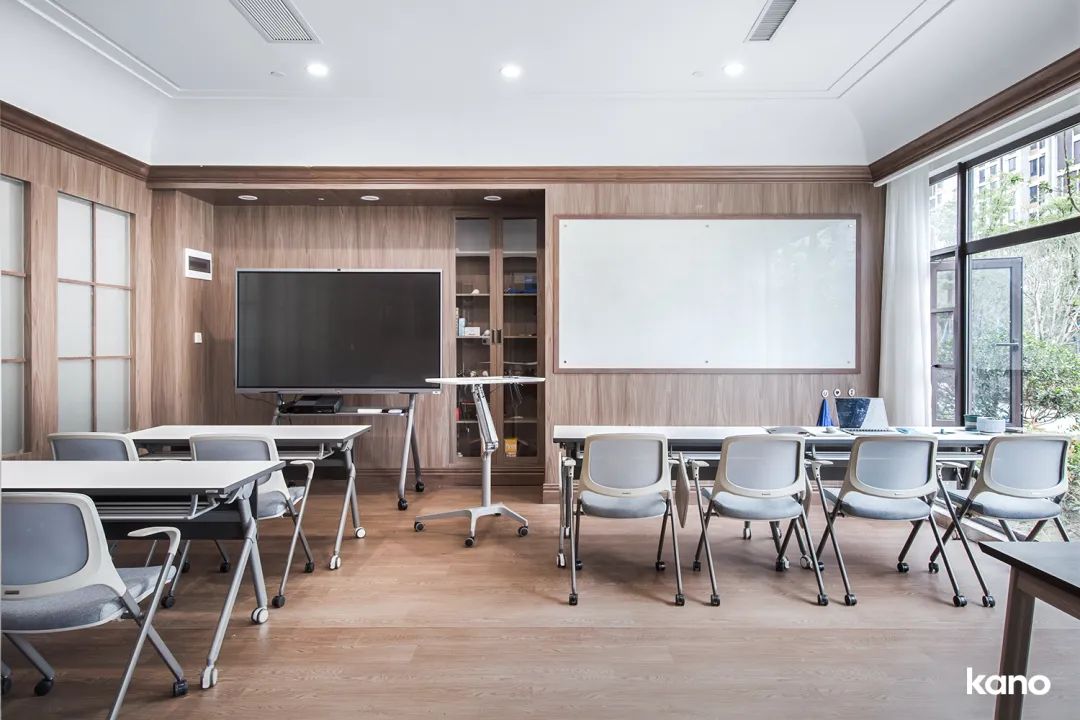 大學培訓室家具配套方案